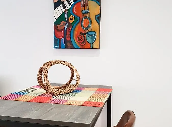 - Premium Apartment *