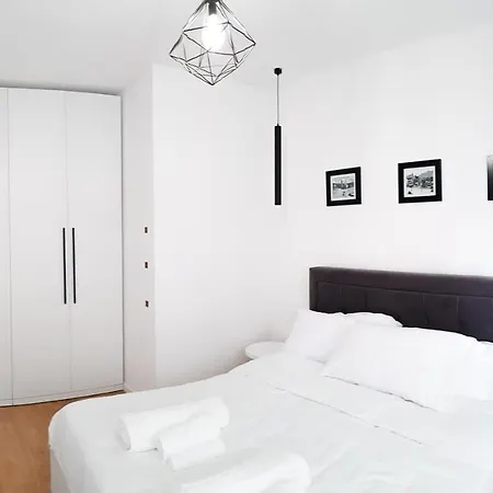 - Premium Apartment