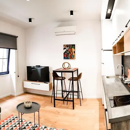 - Premium Apartment *